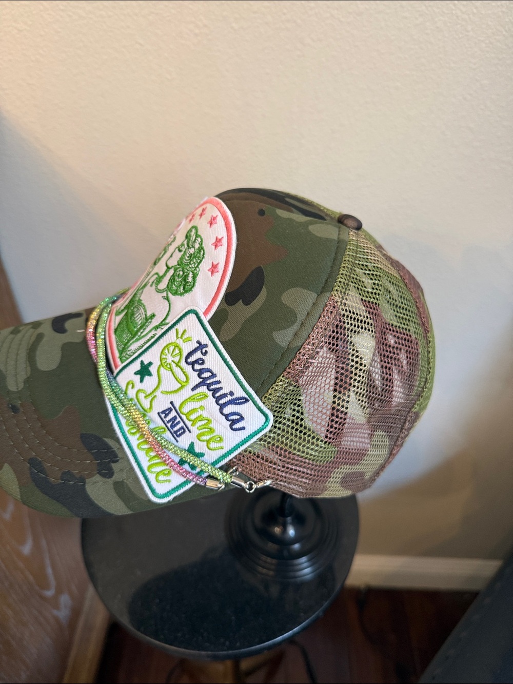 Pool day/Lake day Camo Women’s Trucker Hat Spicy Marg Queen - Picture 2 of 4